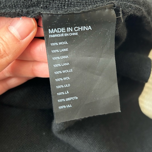 Club Monaco black wool skirt - Picture 6 of 7